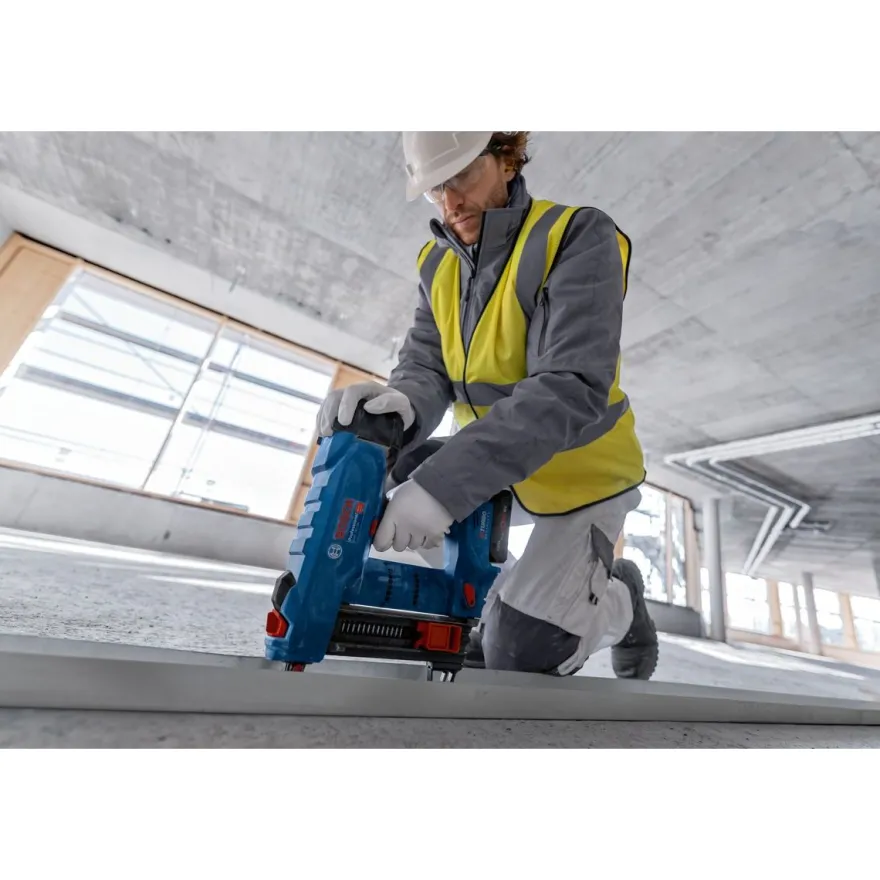 Akkubetoninaulain Bosch Professional GNB 18V-38 Solo, 18V, ilman akkua + XL-Boxx