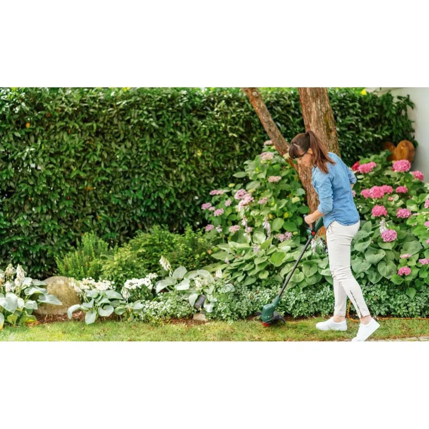 Akkukonesetti Bosch EasyMower 18V-32-200 + EasyGrassCut 18V-26, 4.0Ah akulla