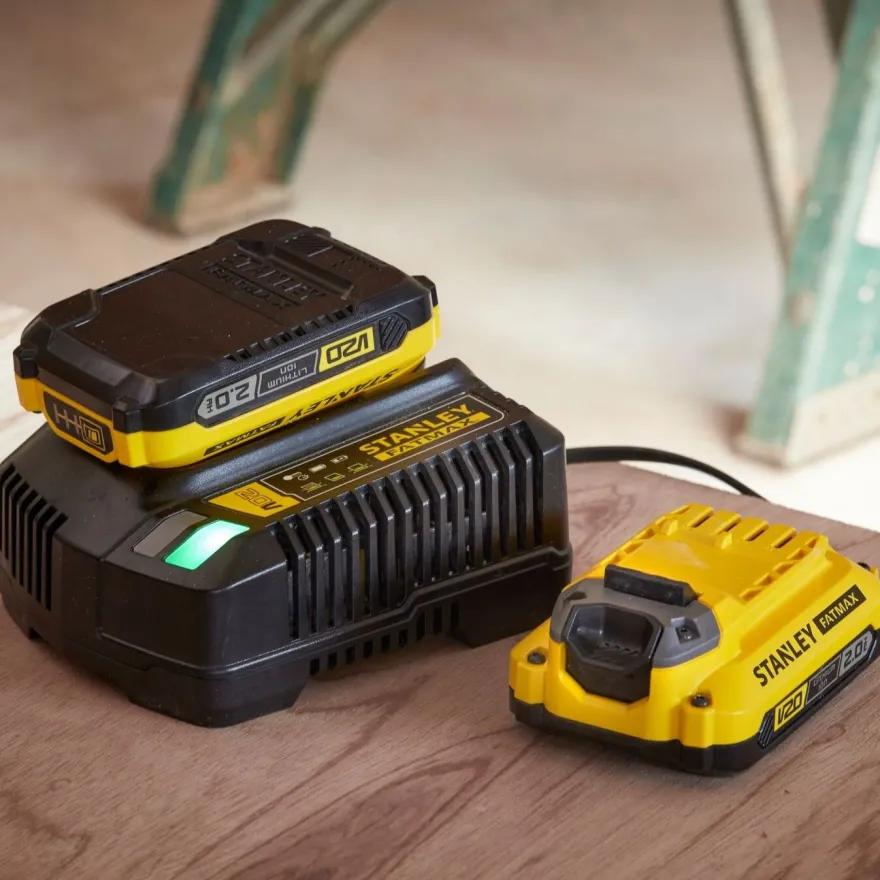 Akkuporakone Stanley FatMax V20 SFMCD720D2K-QW, 2x2.0Ah akuilla + salkku