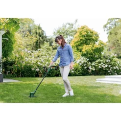 Akkutrimmeri Bosch EasyGrassCut 18-230, 18V, 2.0Ah akulla