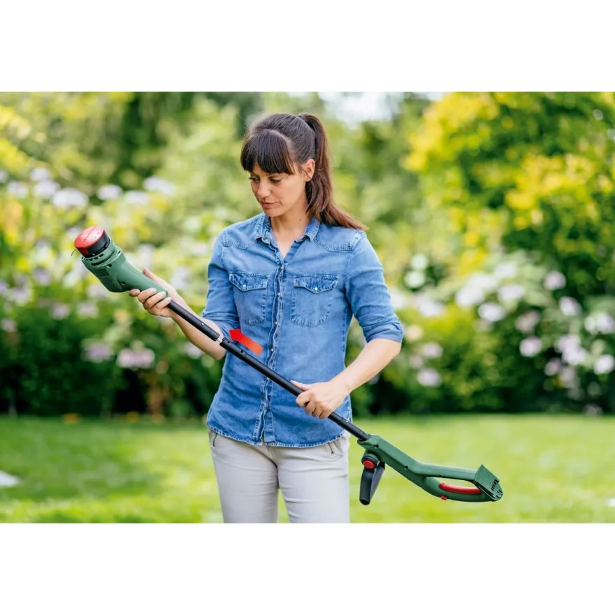 Akkutrimmeri Bosch EasyGrassCut 18-230, 18V, 2.0Ah akulla