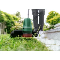 Akkutrimmeri Bosch EasyGrassCut 18-230, 18V, 2.0Ah akulla