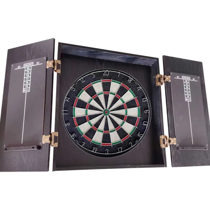 Darts-taulu kaapilla, React