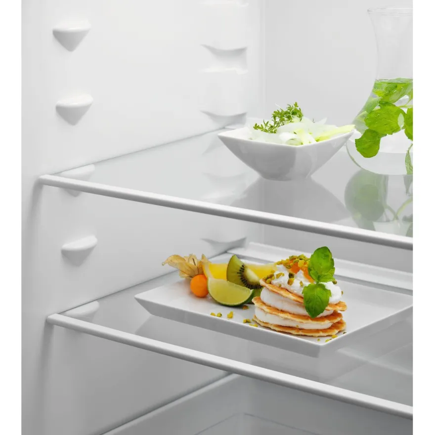 Jääkaappi Electrolux Series 500 OptiSpace l,RB2AE88S, 55cm, 142 l, integroitava