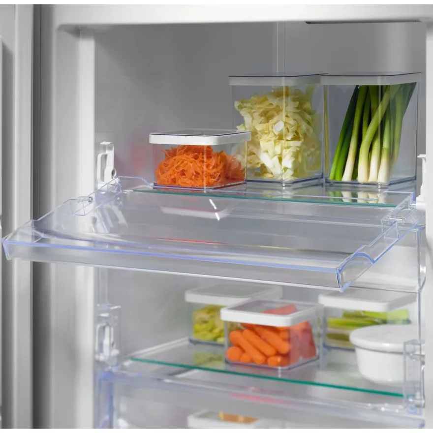 Kaappipakastin Electrolux Series 600 NoFrost EUT6NE28K 60cm, 280 l, musta