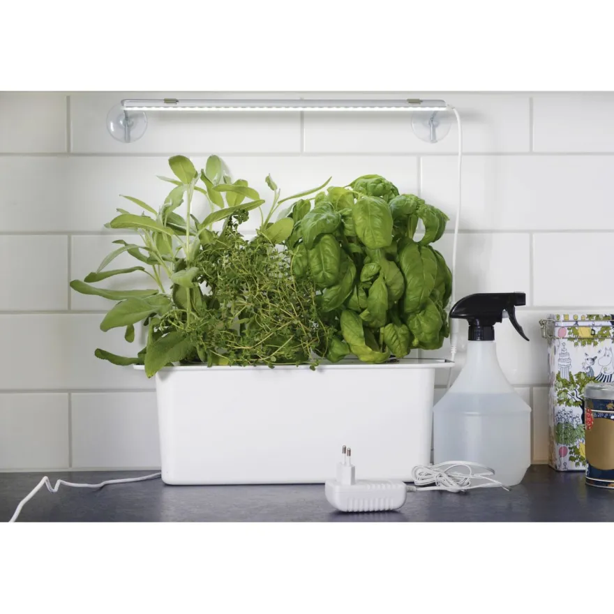Kasvivalo Nelson Garden LED-lista Small, muuntajalla, 15W, 39cm