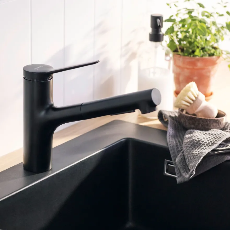Keittiöhana Hansgrohe Zesis M33 150 2 jet, ulosvedettävä juoksuputki, sBox lite, mattamusta
