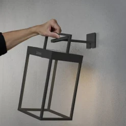 LED-lyhtyvalaisin Konstsmide Portofino, aurinkokennolla, musta