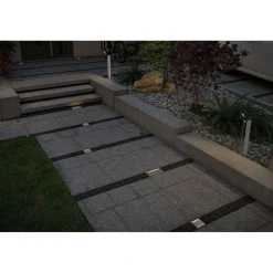 LED-maavalaisin aurinkokennolla Paulmann Aron, IP67, 3000K, liiketunnistin, valkoinen