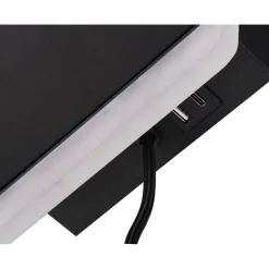 LED-seinävalaisin latausasemalla Trio Fairfield