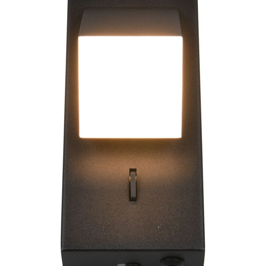 LED-seinävalaisin Trio Raglan