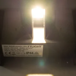 LED-ulkoseinävalaisin FTLIGHT Iina, 2x5W, eri valonvärejä, 570lm, säädettävä keila, musta
