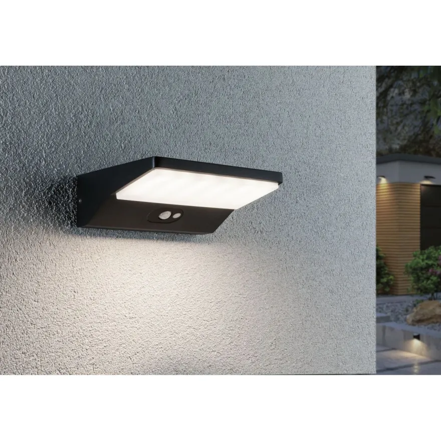 LED-ulkoseinävalaisin liiketunnistimella Paulmann Ronea, IP44, 18x25cm, 7.4W, 3000K, tummanharmaa