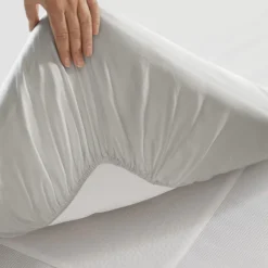 Muotoonommeltu lakana Finlayson Twill, eri kokoja