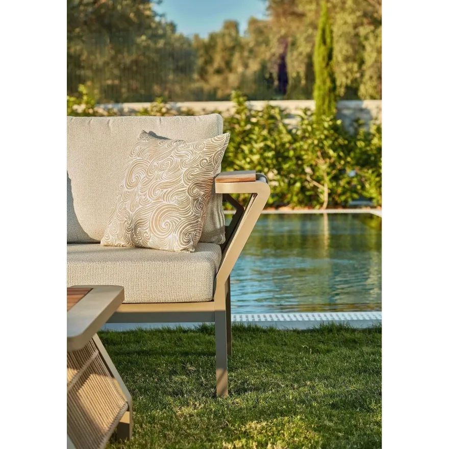 Oleskeluryhmä Linento Garden Vicenza, cappuccino