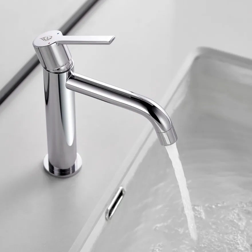 Pesuallashana Bathlife Tillra, kromi