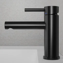 Pesuallashana Scandtap Steel Clear Shadow
