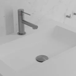 Pesuallashana Scandtap Steel Vertex, teräs