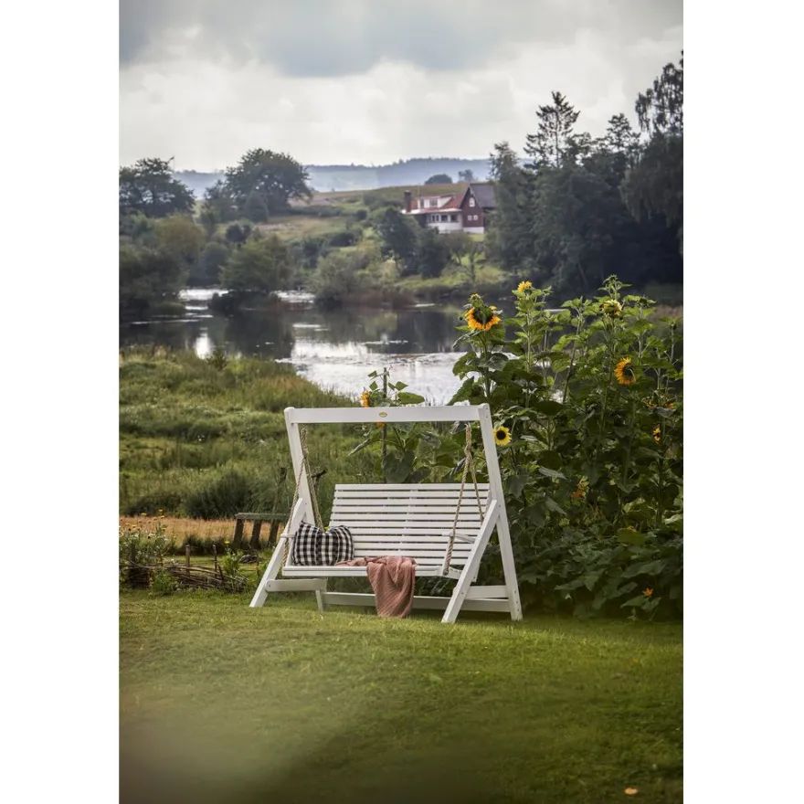 Pihakeinu Hillerstorp Marstrand, 3-istuttava