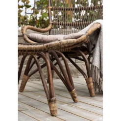 Rottinkituoli rahilla Venture Home Ella