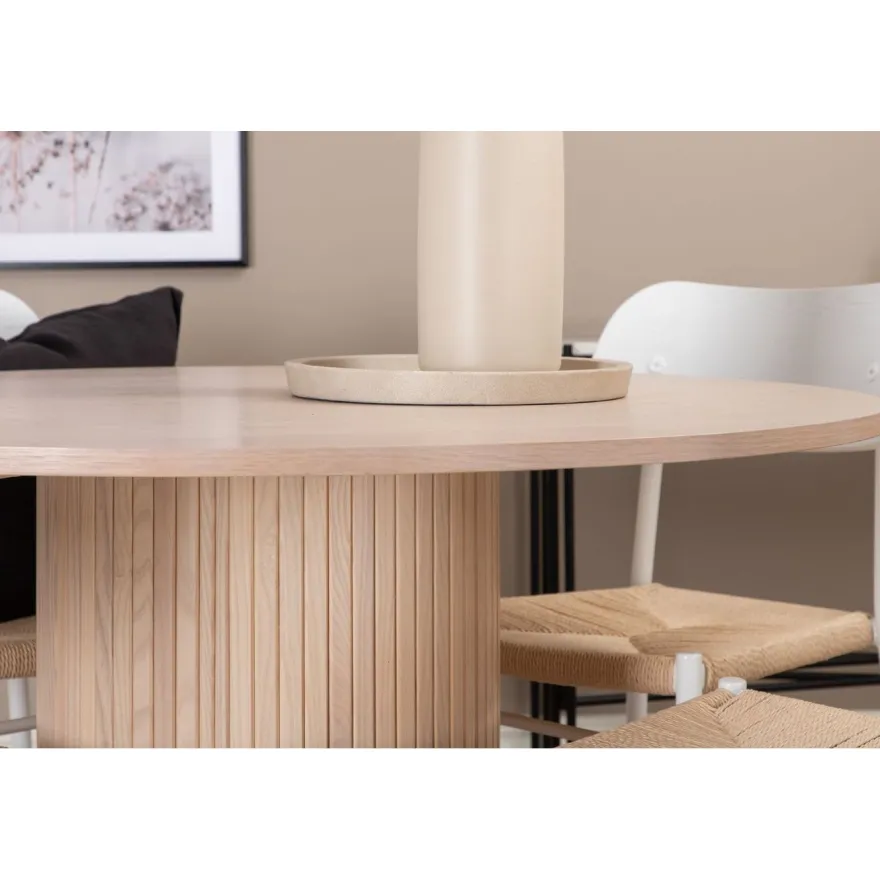 Ruokailuryhmä Venture Home, ⌀110cm beige Bianca-pöytä + 4 valkoista Polly-tuolia