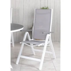 Ruokailuryhmä Venture Home, ø140cm Copacabana-pöytä + 4 Albany-tuolia