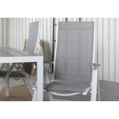 Ruokailuryhmä Venture Home, 150x90cm harmaa/valkoinen Break-pöytä + 4 harmaa/valkoista Albany-taittotuolia