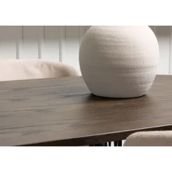 Ruokailuryhmä Venture Home, 220x100cm ruskea Stone Oval -pöytä + 4 beigeä Modesto-tuolia, bouclé