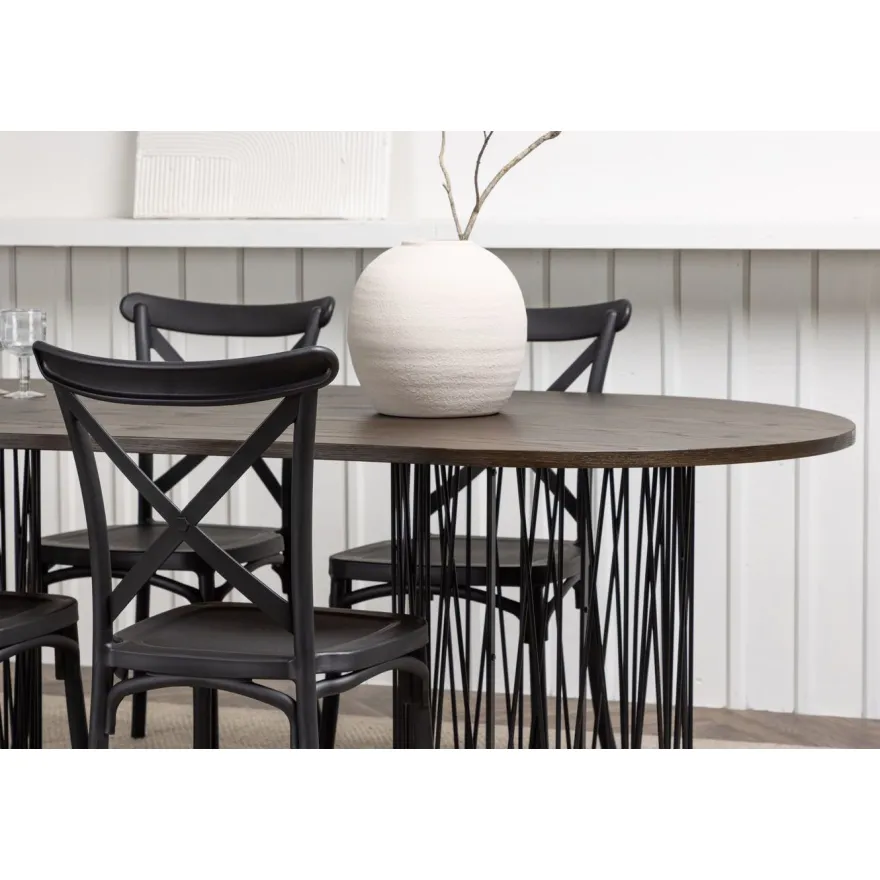 Ruokailuryhmä Venture Home, 220x100cm ruskea Stone Oval -pöytä + 4 mustaa Crosett-tuolia