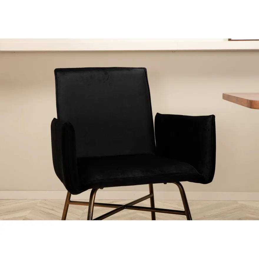Ruokailuryhmä Venture Home, 200x90cm ruskea Uno-pöytä + 4 mustaa Petra-tuolia, sametti