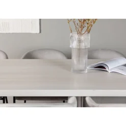 Ruokailuryhmä Venture Home, 200x90cm valkoinen Olga-pöytä + 6 vaaleanharmaata Evelina-tuolia, sametti