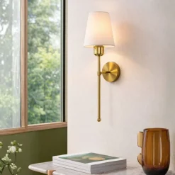 Seinävalaisin Linento Lighting 242428 kulta/luonnonvalkoinen