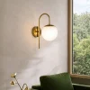 Seinävalaisin Linento Lighting 242432 kulta/valkoinen