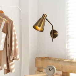 Seinävalaisin Linento Lighting Sivani 2, Ø15cm, E27, suunnattava