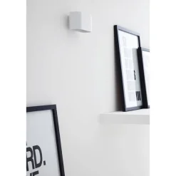 Seinävalaisin Lucide Xera, 42W, valkoinen