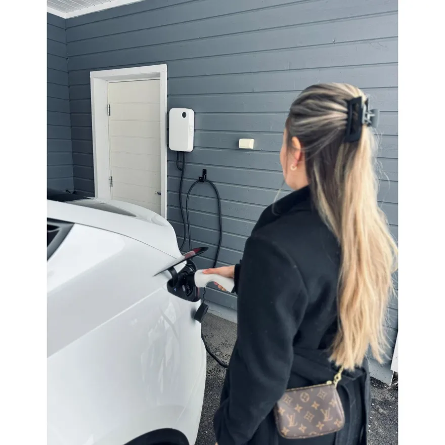 Sähköauton latausasema Motorwerk Premium, Type2, 22kW(3x32A), 6m kaapeli, wifi