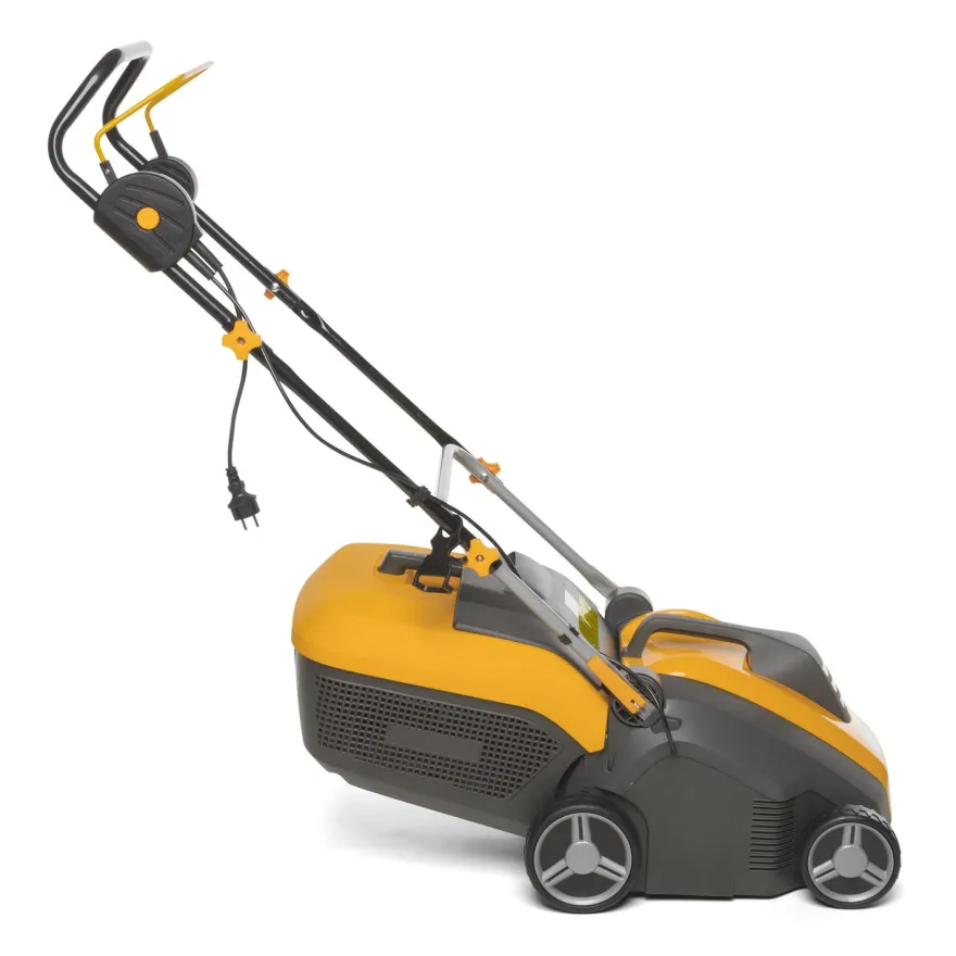 Sähkökäyttöinen ilmaaja Stiga SV 415 E, 1500W