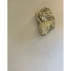 Sisustuslaasti Dekofloor Stucco kuivan tilan seinään eri värejä