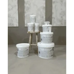 Sisustuslaasti Dekofloor Stucco märkätilaan eri värejä