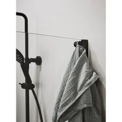 Suihkunurkka Noro Frost Concept, mustat profiilit, eri kokoja