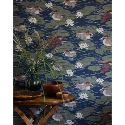 Tapetti Långelid/Von Brömssen Duck pond, non-woven, joutsen, tummansininen