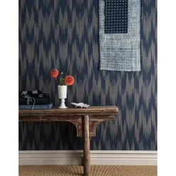 Tapetti Långelid/Von Brömssen Ikat, tummansininen