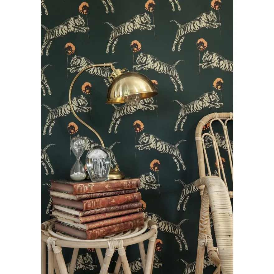 Tapetti Studio Lisa Bengtsson Poppy, non-woven, leopardi, vihreä
