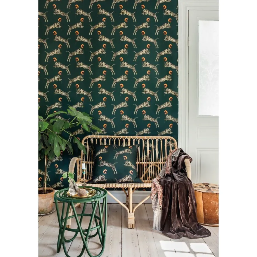 Tapetti Studio Lisa Bengtsson Poppy, non-woven, leopardi, vihreä