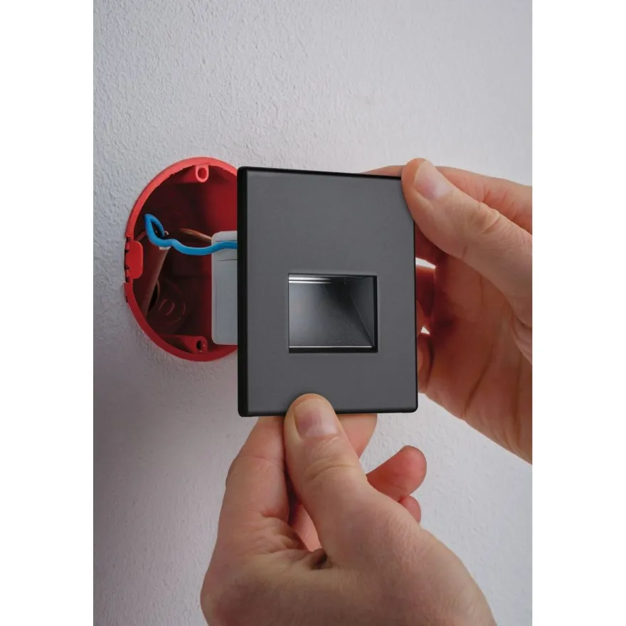 Upotettava LED-seinävalaisin Paulmann Edge Quadro, 80x80mm, 1.2W, 50lm, 2700K, eri värejä