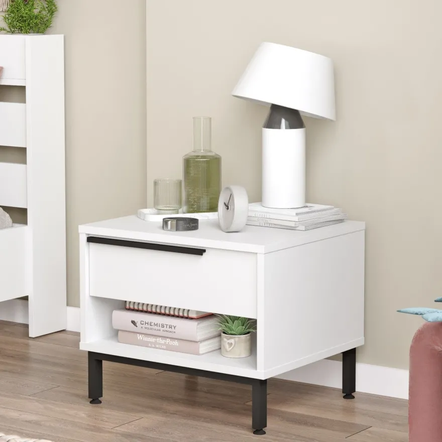 Yöpöytä Linento Furniture On14, eri värejä